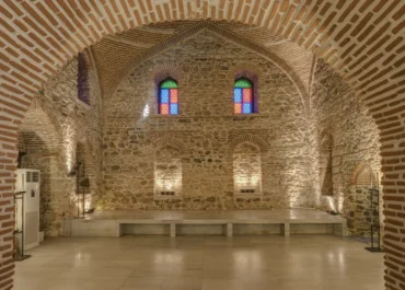 Tarihi Hüsrev Kethüda Hamamı Kapak
